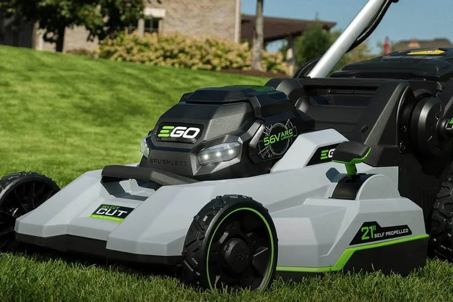 mowing lawn machine